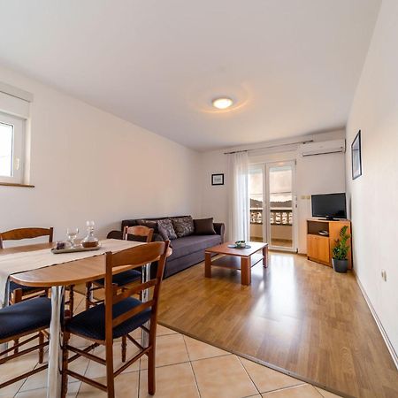 Apartmani Devcic New Translation Exteriér fotografie