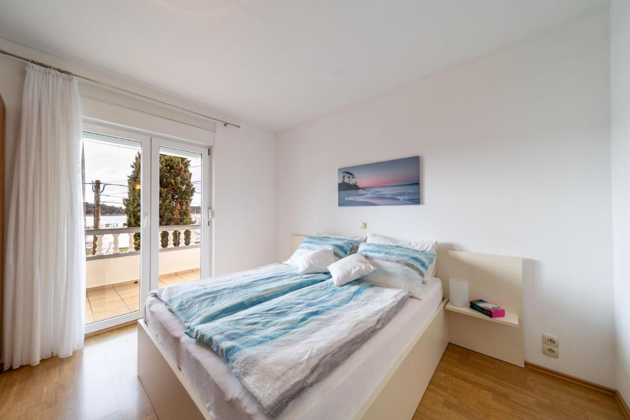 Apartmani Devcic New Translation Exteriér fotografie