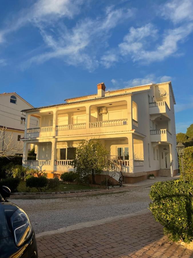 Apartmani Devcic New Translation Exteriér fotografie